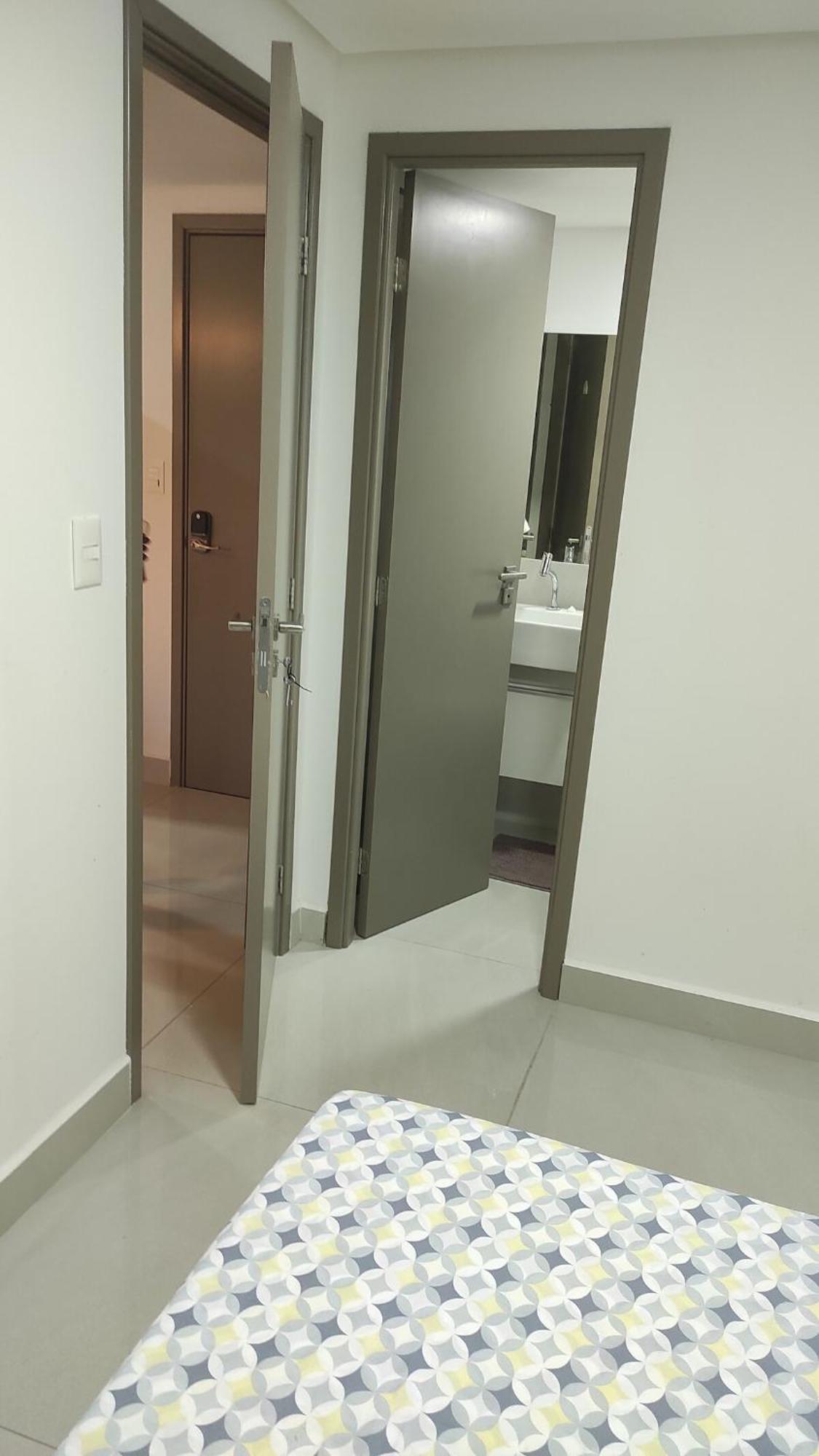 Apto Aconchegante Em Frente A Apartamento *